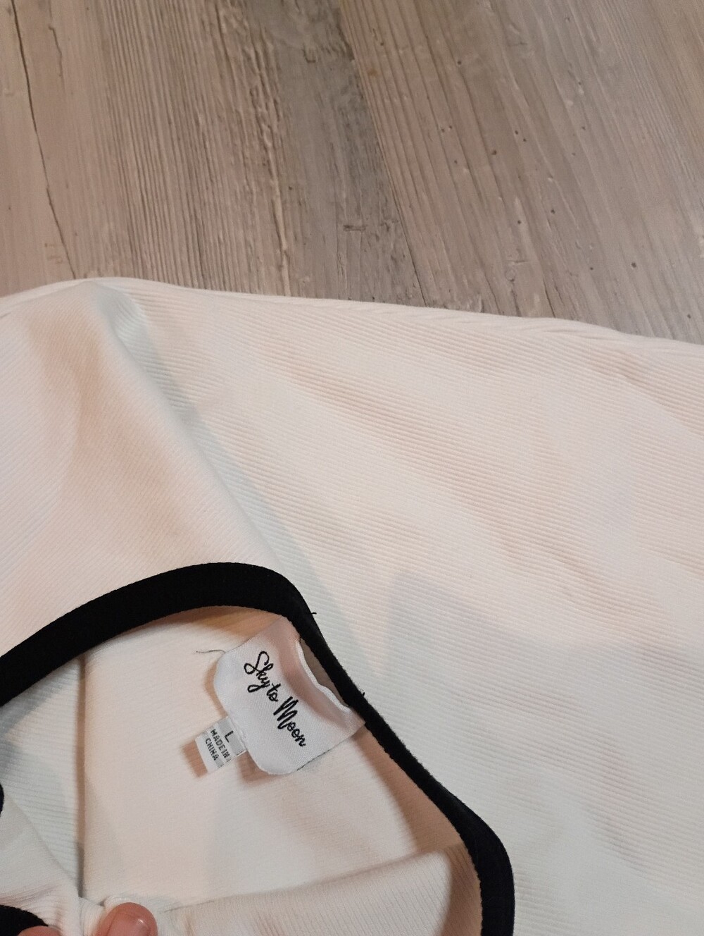 Dress - Picture 5 of 5